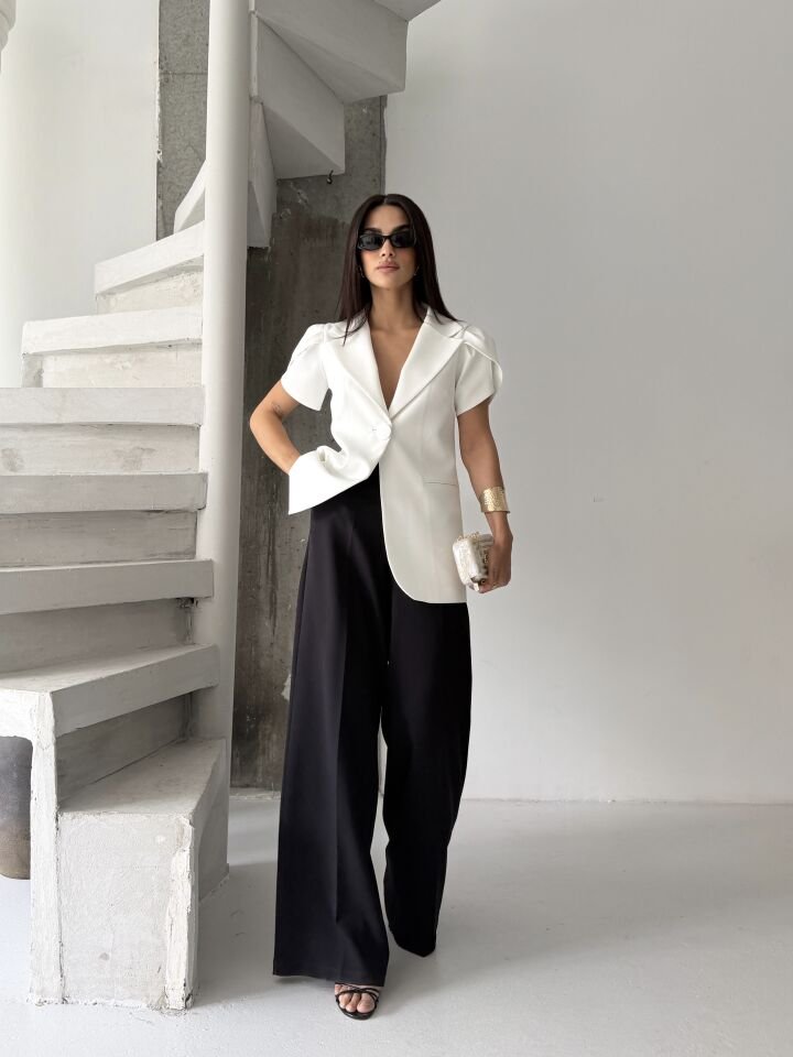 Pile Kol Detaylı Takım Beyaz