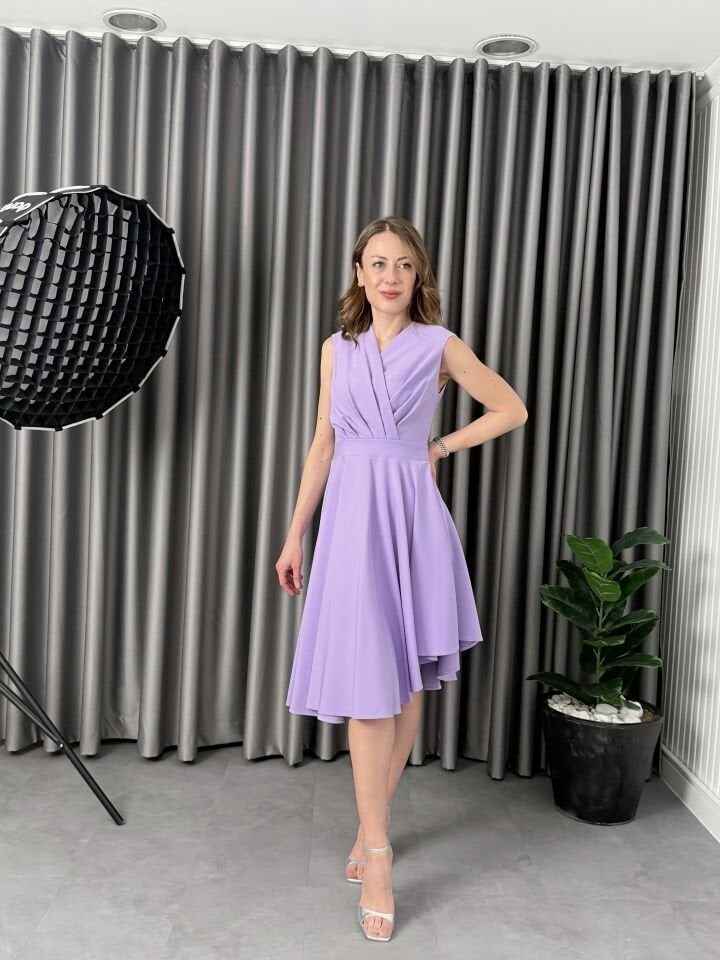 Asimetrik Kesim Elbise