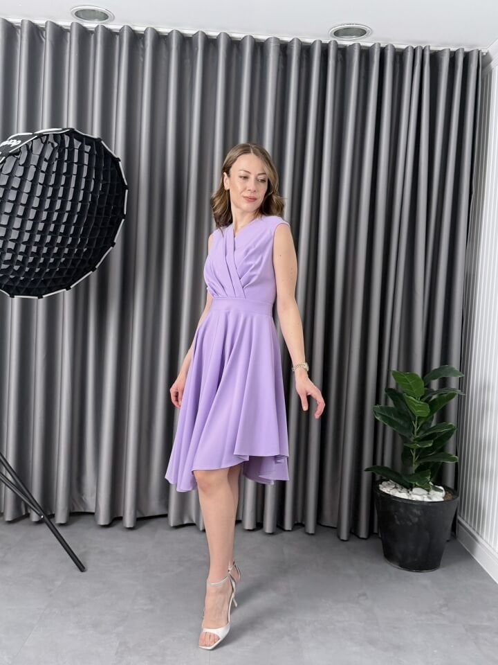 Asimetrik Kesim Elbise