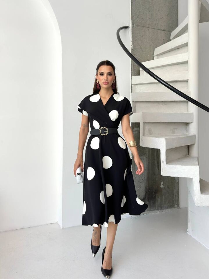 PUAN DESENLİ ELBİSE